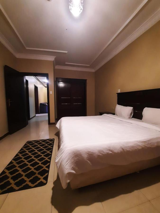 شقق العنوان للوحدات المخدومة Alanwaan Apartments For Serviced Units ダンマーム エクステリア 写真